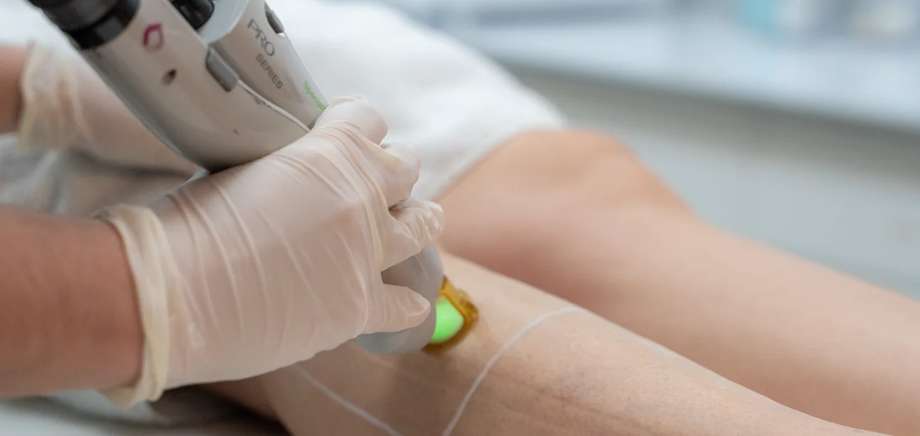 UNE SÉANCE D'ÉPILATION LASER | NY Center